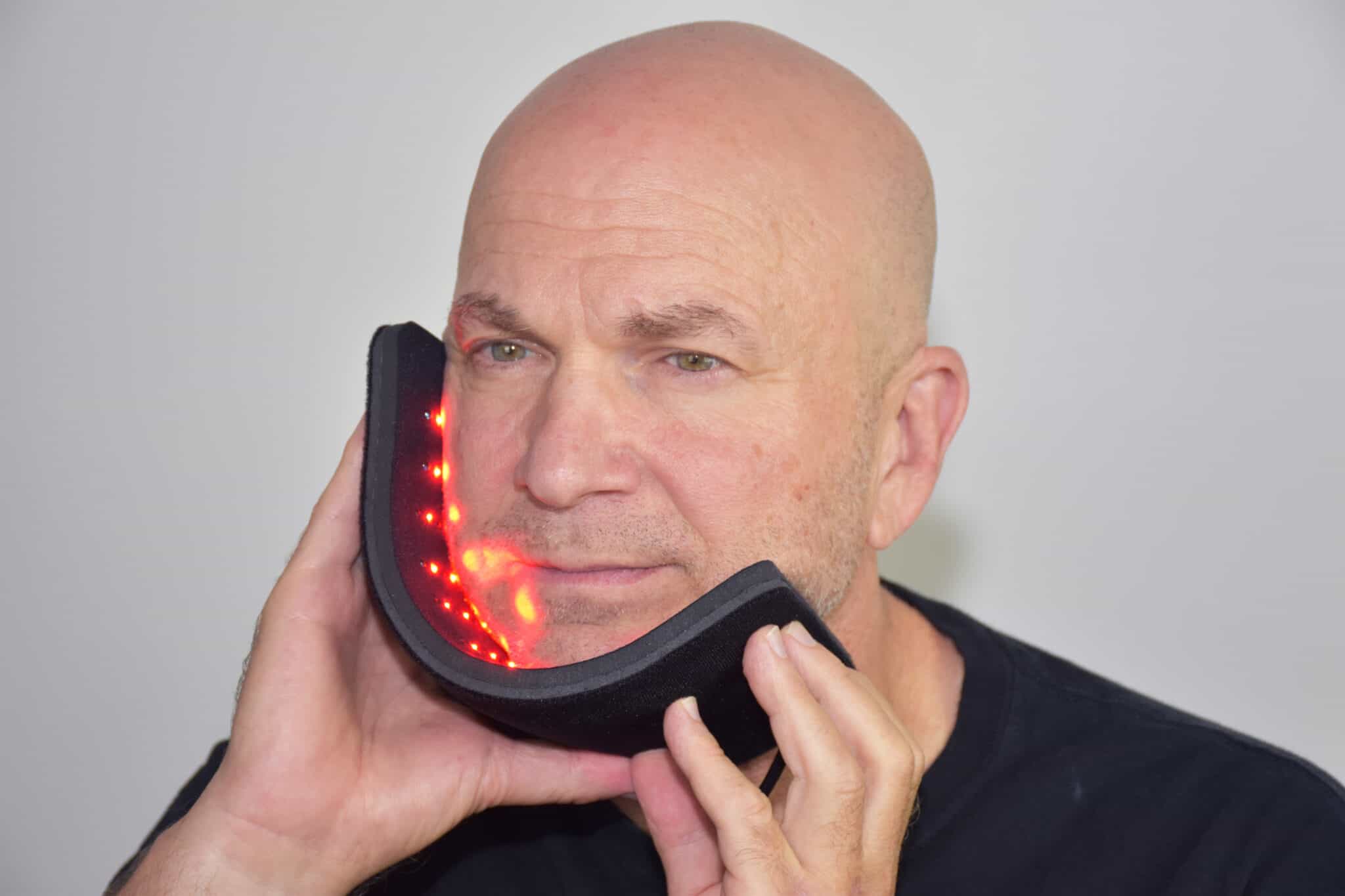 Red Light Therapy For Mouth Pain & Jaw Problems HealthLight